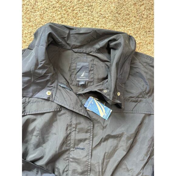 NWT - NAUTICA Lightweight full zip Windbreaker/Raincoat/Jacket, XL, Navy Blue - Picture 9 of 12